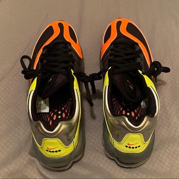 Size 9.5 - Nike Air Tuned Max Volt Total Orange 2022 Running shoes NO BOX - Picture 5 of 12